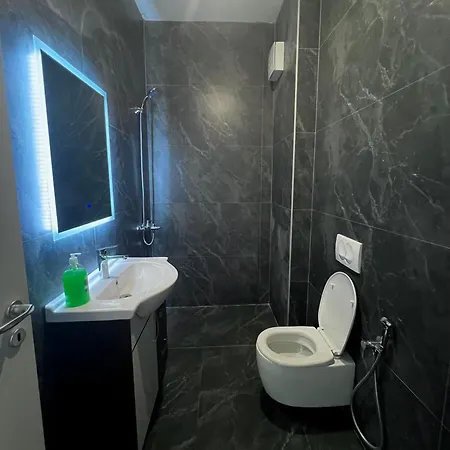 Edb Apartment *